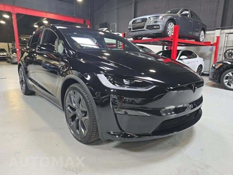 2026 Tesla Model X - miniatura 4