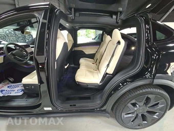 2026 Tesla Model X - miniatura 13