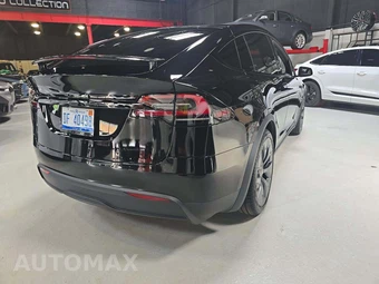 2026 Tesla Model X - miniatura 3