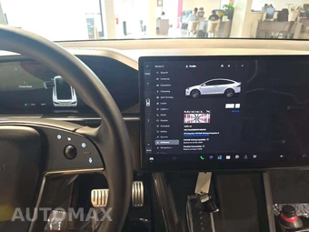 2026 Tesla Model X Plaid - miniatura 10