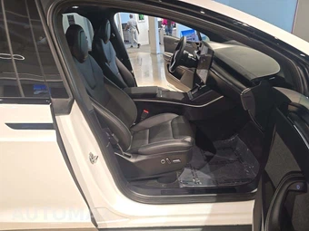 2026 Tesla Model X Plaid - miniatura 19