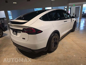 2026 Tesla Model X Plaid - miniatura 3