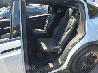 2026 Tesla Model X Plaid - miniatura 13