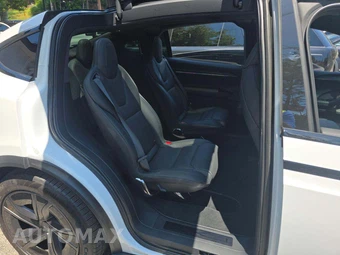 2026 Tesla Model X Plaid - miniatura 17
