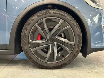 2026 Tesla Model X Plaid - miniatura 11