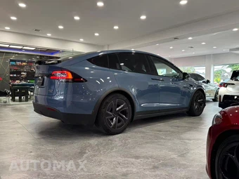 2026 Tesla Model X Plaid - miniatura 6