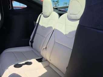 2026 Tesla Model X Plaid - miniatura 14