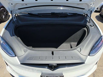 2026 Tesla Model X Plaid - miniatura 23
