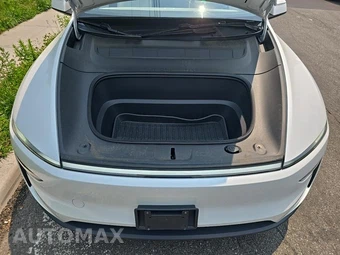 2026 Tesla Model Y Launch Series Long Range – miniatura 15