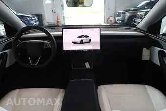 2026 Tesla Model Y Launch Series Long Range – miniatura 43
