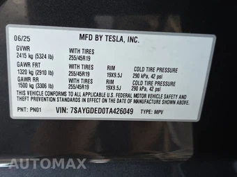 2026 Tesla Model Y Long Range - miniatura 14
