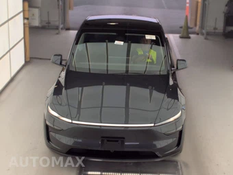 2026 Tesla Model Y Long Range - miniatura 2
