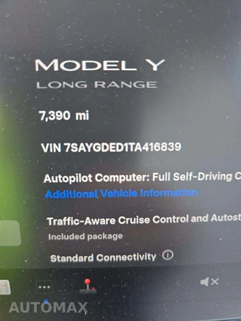 2026 Tesla Model Y Long Range – miniatura 9