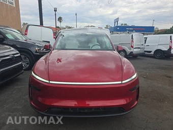 2026 Tesla Model Y Long Range – miniatura 2