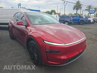2026 Tesla Model Y Long Range – miniatura 3