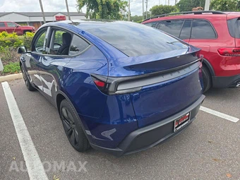 2026 Tesla Model Y Long Range – miniatura 2