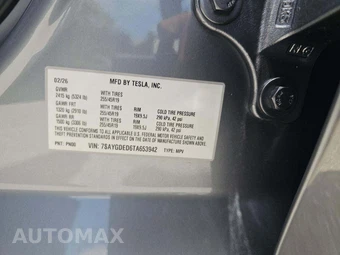 2026 Tesla Model Y Long Range – miniatura 2