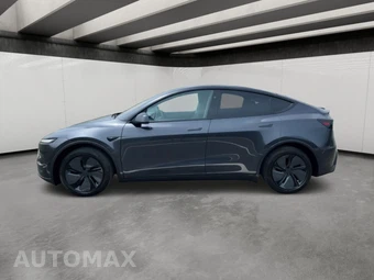 2026 Tesla Model Y Long Range - miniatura 5