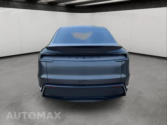 2026 Tesla Model Y Long Range - miniatura 7