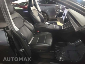 2026 Tesla Model Y Long Range - miniatura 18