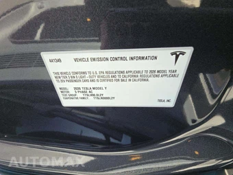 2026 Tesla Model Y Long Range – miniatura 20
