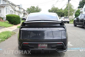 2026 Tesla Model Y Long Range – miniatura 5
