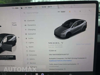 2026 Tesla Model Y Long Range - miniatura 9
