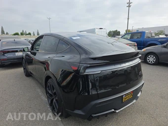 2026 Tesla Model Y Performance - miniatura 6