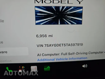 2026 Tesla Model Y Performance – miniatura 12