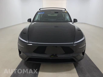 2026 Tesla Model Y Performance – miniatura 2