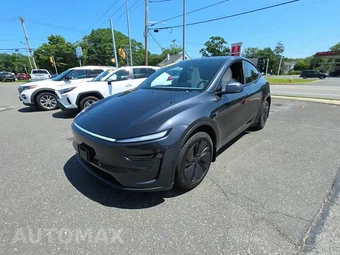 2026 Tesla Model Y Premium