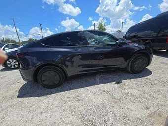 2026 Tesla Model Y Premium – miniatura 4