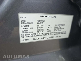 2026 Tesla Model Y Premium – miniatura 2