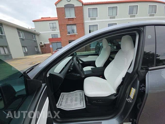2026 Tesla Model Y Premium – miniatura 3