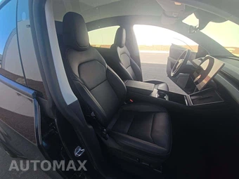 2026 Tesla Model Y Premium - miniatura 16