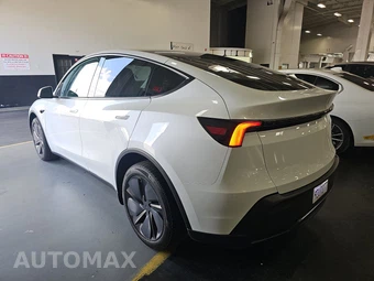 2026 Tesla Model Y Standard - miniatura 6