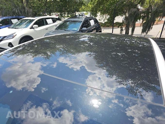 2026 Tesla Model Y Standard – miniatura 12
