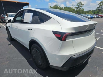 2026 Tesla Model Y Standard – miniatura 2