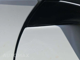 2026 Tesla Model Y Standard – miniatura 22
