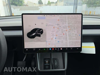 2026 Tesla Model Y Standard – miniatura 7