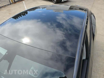2026 Tesla Model Y Standard – miniatura 9