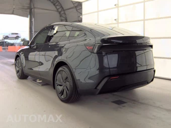 2026 Tesla Model Y Standard - miniatura 6