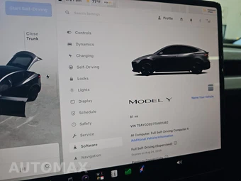 2026 Tesla Model Y Standard – miniatura 12