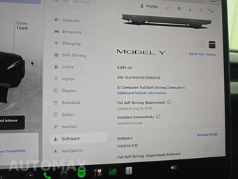 2026 Tesla Model Y Standard - miniatura 12