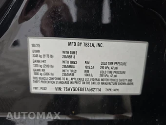 2026 Tesla Model Y Standard - miniatura 14
