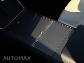 2026 Tesla Model Y Standard – miniatura 18