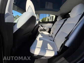 2026 Tesla Model Y Standard – miniatura 21