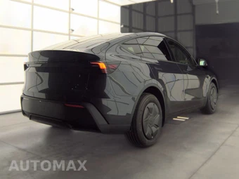 2026 Tesla Model Y Standard - miniatura 4