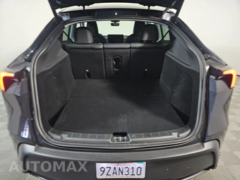 2026 Tesla Model Y Standard – miniatura 16