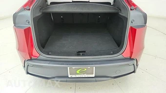 2026 Tesla Model Y Standard – miniatura 14